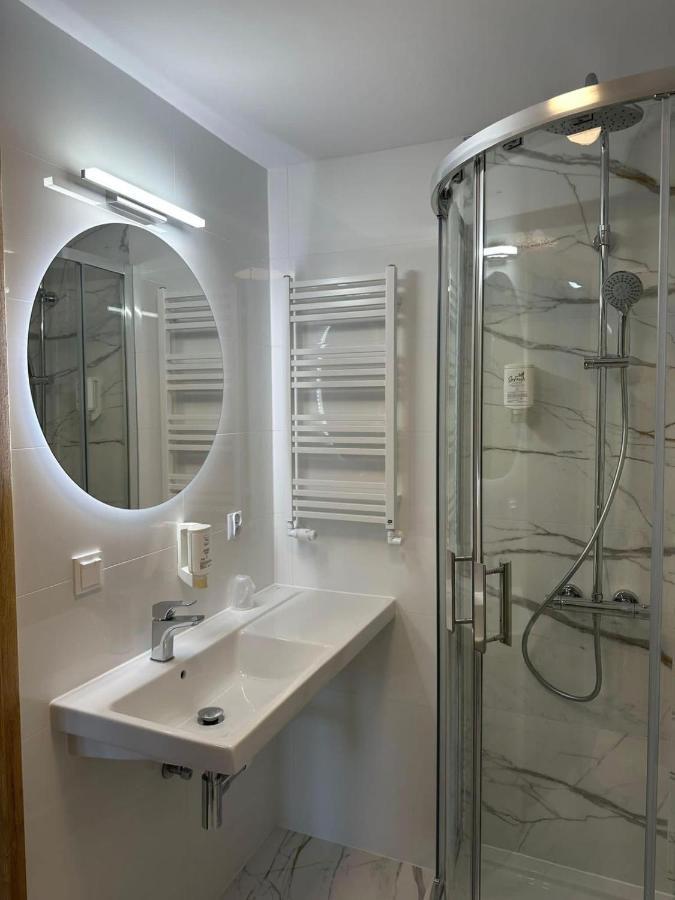 קונין Hotel Kresowianka מראה חיצוני תמונה