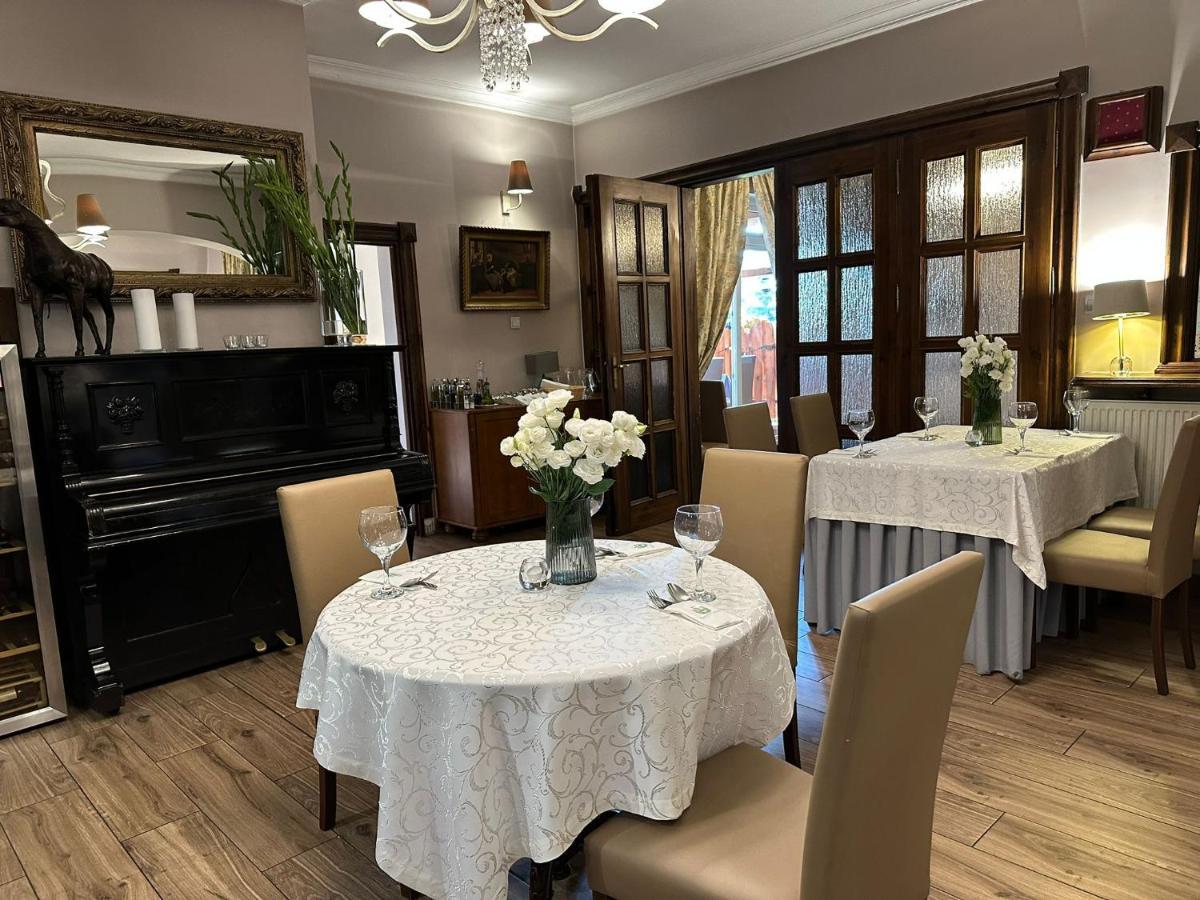 קונין Hotel Kresowianka מראה חיצוני תמונה