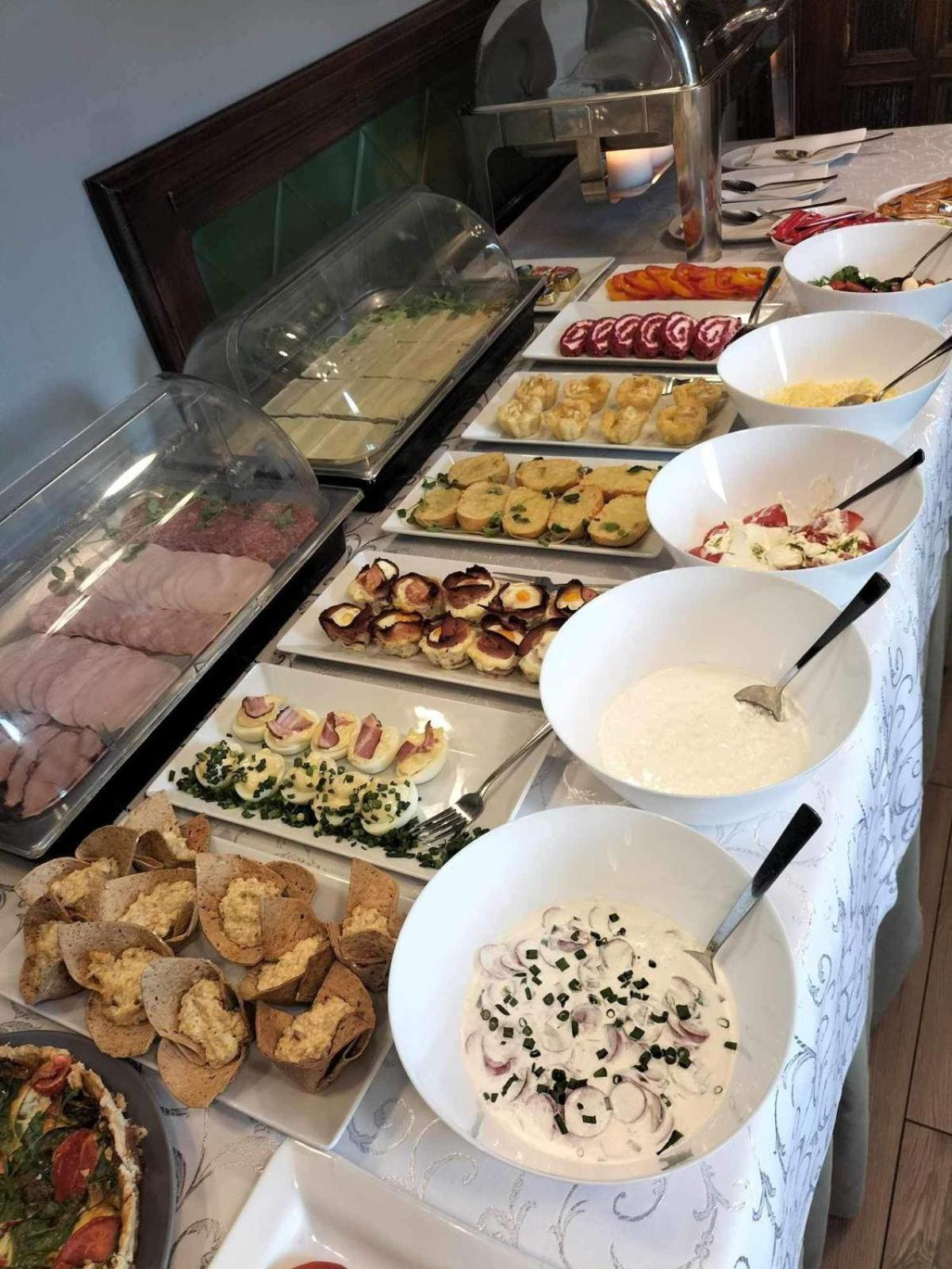 קונין Hotel Kresowianka מראה חיצוני תמונה