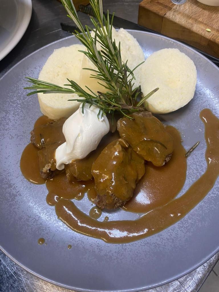 קונין Hotel Kresowianka מראה חיצוני תמונה